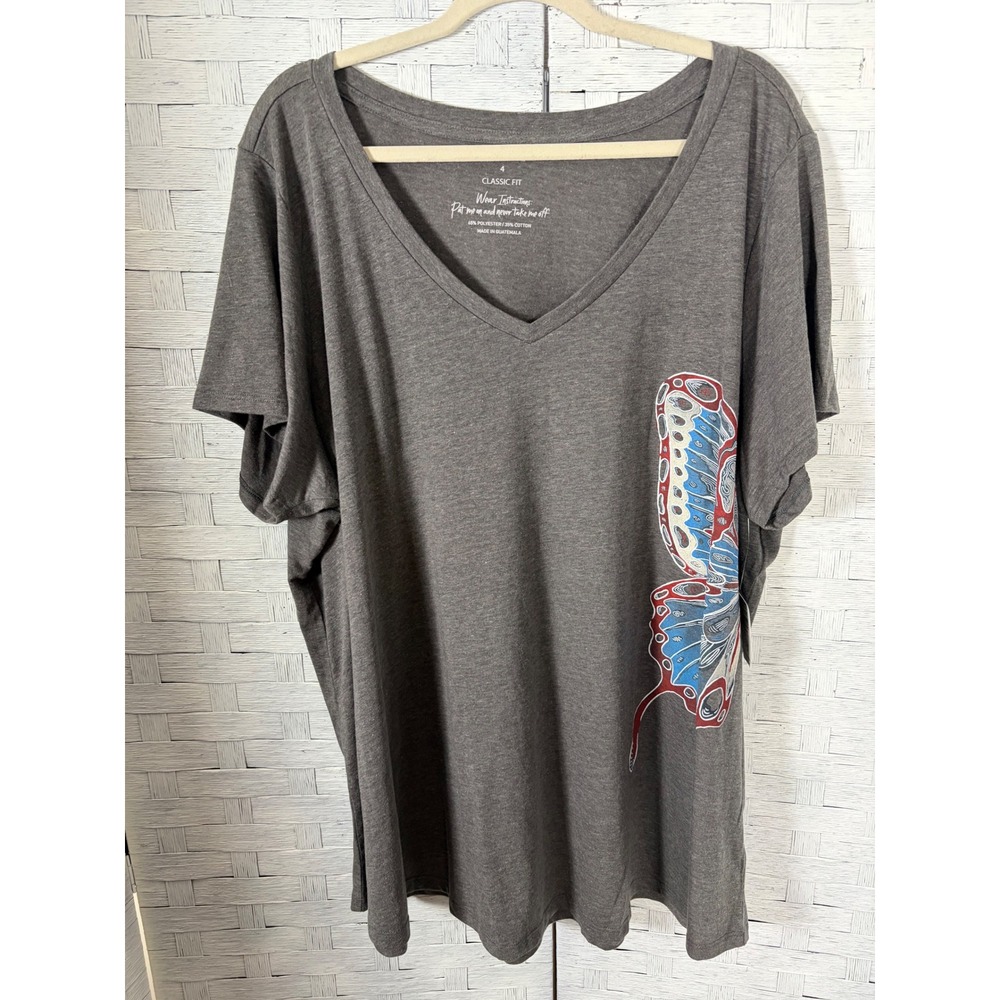 Torrid Womens Butterfly Graphic Girlfriend TShirt V-Neck Short Sleeve Plus Size‎